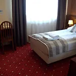 Szálloda Hotel Kochanow 3*