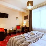Hotel Kochanow Szálloda 3*